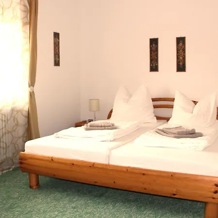 Buchrain 아파트호텔 3*