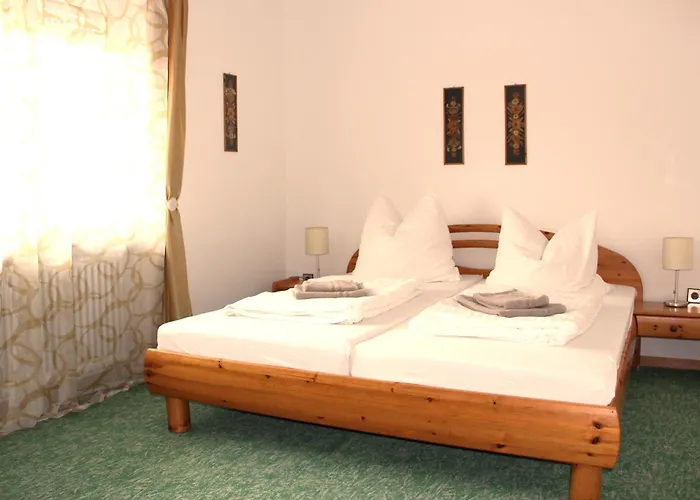 Buchrain מלון דירות 3*